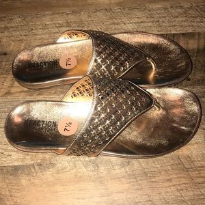 Kenneth Cole Sandals